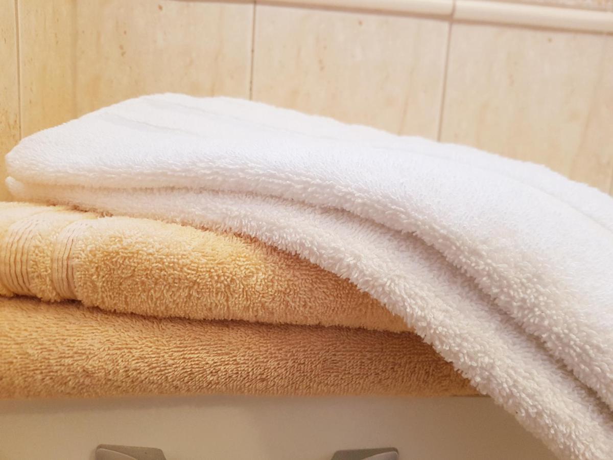Lola Studio Apartman ハイデゥソボスロー エクステリア 写真